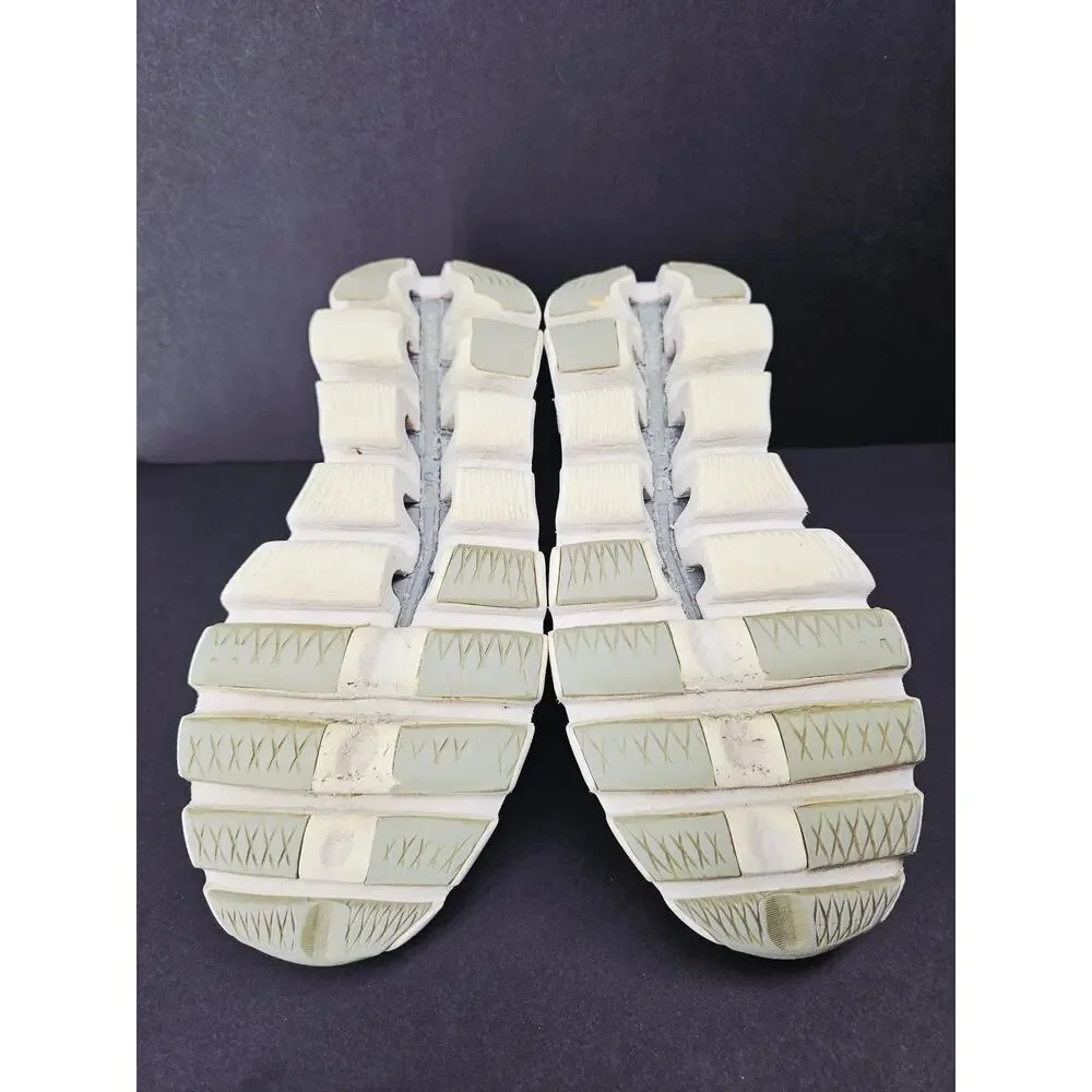 Oncloud Women 8.5 Comfy footwear